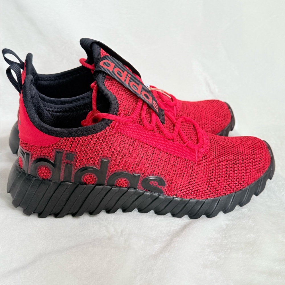 BOYS' ADIDAS KAPTIR 3.0 RUNNING SHOES US size 5  Red/black